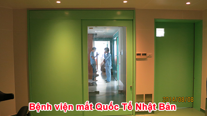 Cửa bệnh viện mắt quốc tế Nhật Bản - 32 Phó Đức Chính
